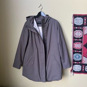 Athleta Lakeview RainOut Parka